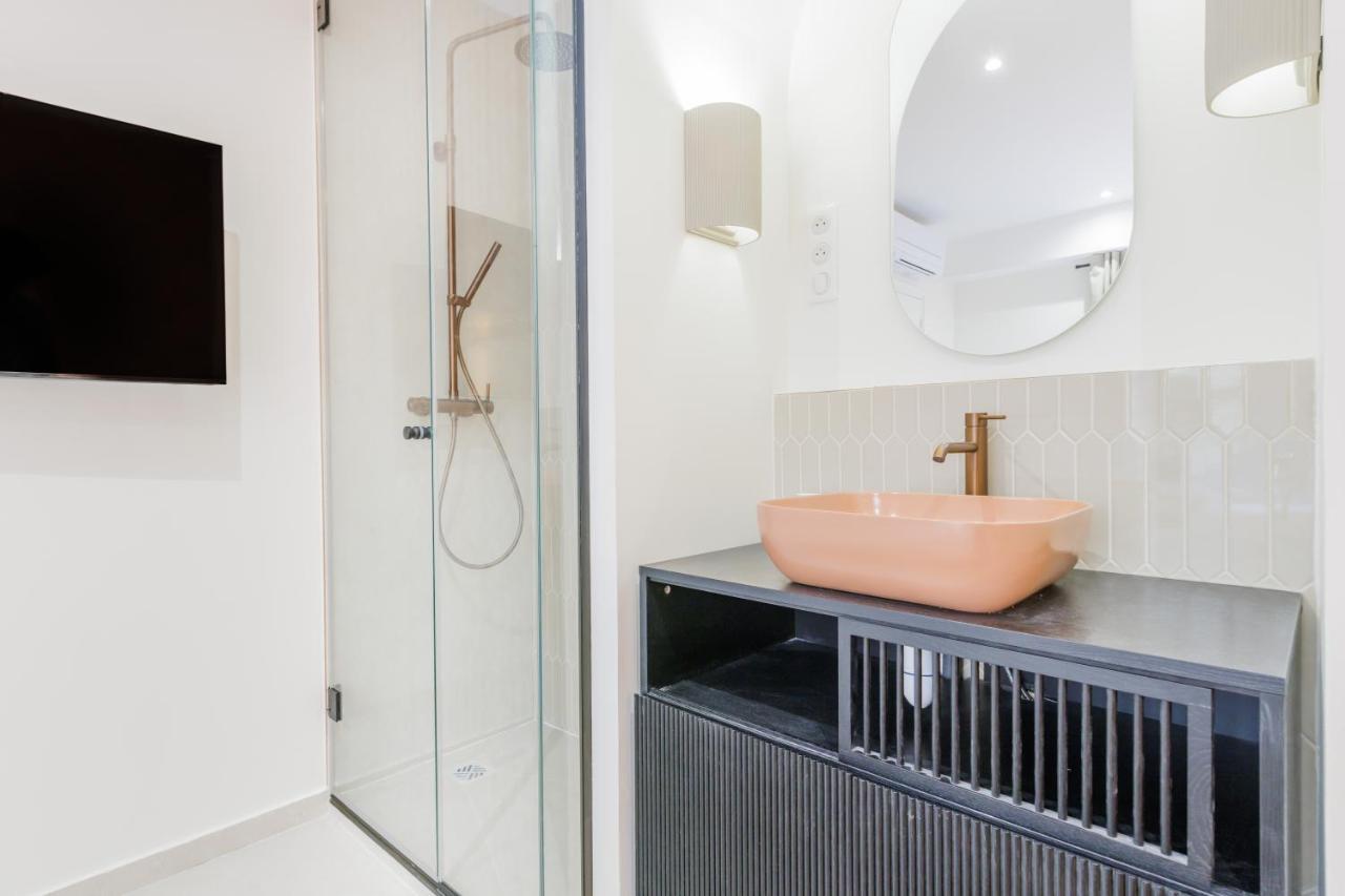 Modern Apartment Near Montmartresacre Coeur باريس المظهر الخارجي الصورة