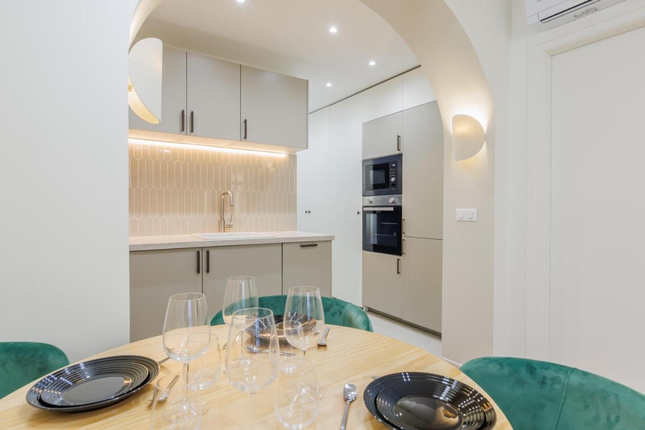 Modern Apartment Near Montmartresacre Coeur باريس المظهر الخارجي الصورة